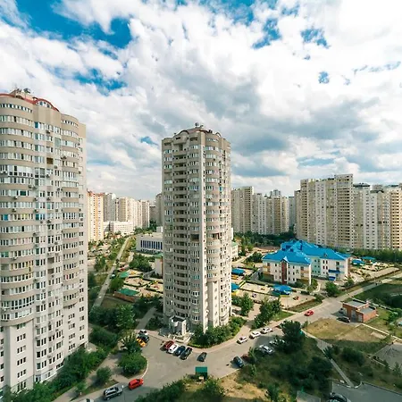 Apartment On Urlovskaya 23a *